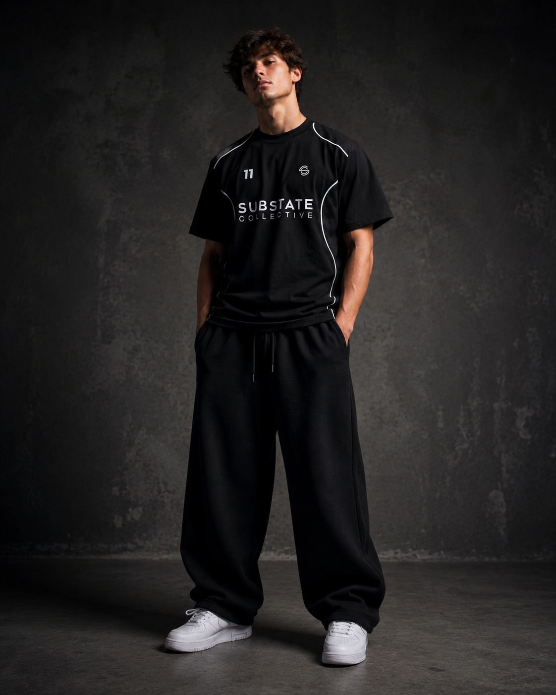 11 Contrast Piped Panel Loose Fit T-Shirt